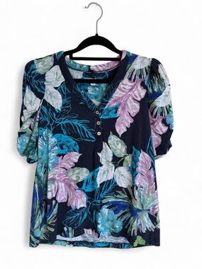 Chico’s Floral Puff-Sleeve V-Neck Top in Navy and Lavender